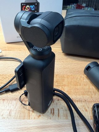 DJI Osmo Pocket 3 Creator Combo