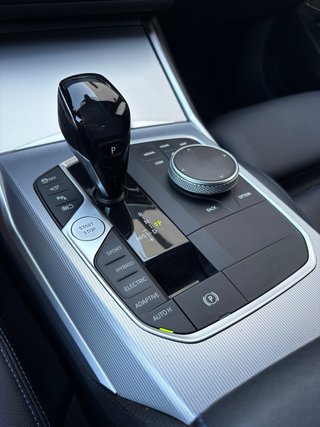 BMW 330e IMPECABLE - BUCKETS - Tanzanit blau