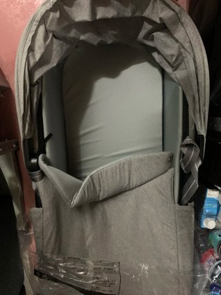 Carro de bebé Cybex gris