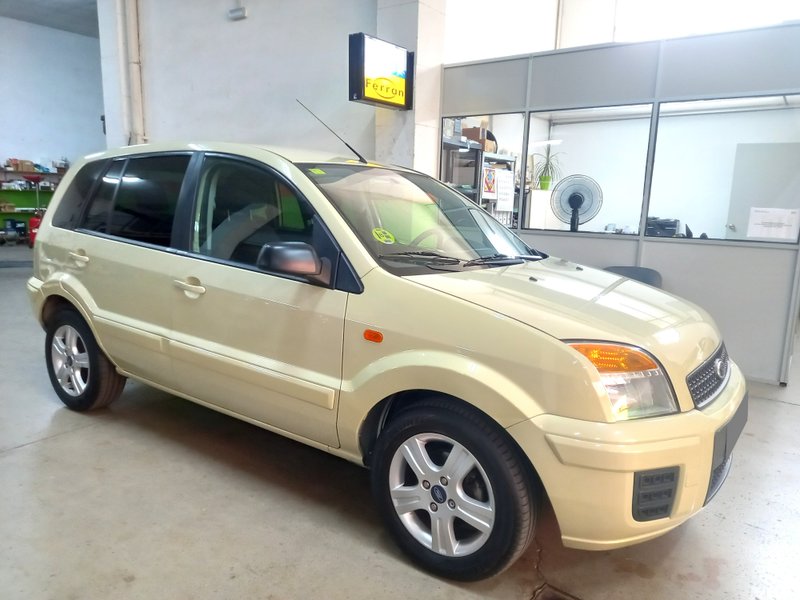 Ford Fusion 1.6 TDCI 90CV GARANTIZADO!! - foto 1