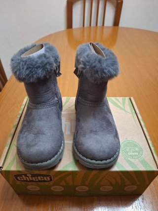 Botas Chicco Niña Talla 22 Gris A mitad precio