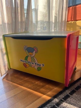 Baúl infantil de madera