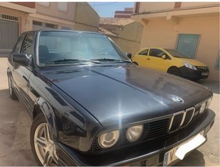BMW  E30 325i 1989