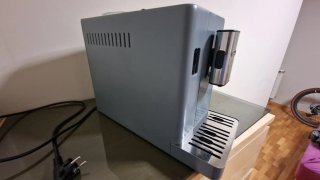 Cafetera Delonghi Rivelia Superautomática