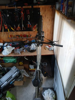 Bicicleta descenso motor Shimano