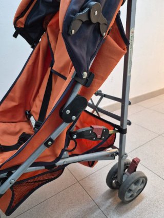 Silla de paseo BBY ligera naranja