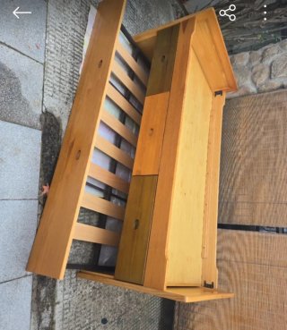 Cama nido de madera y metal
