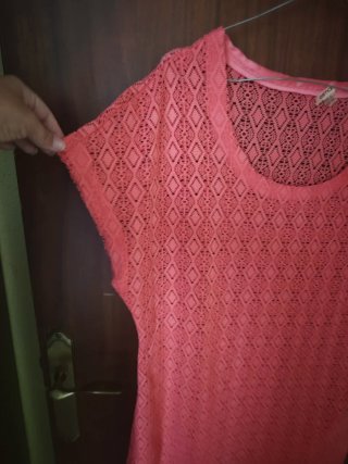 Camiseta coral calada talla M 42/44