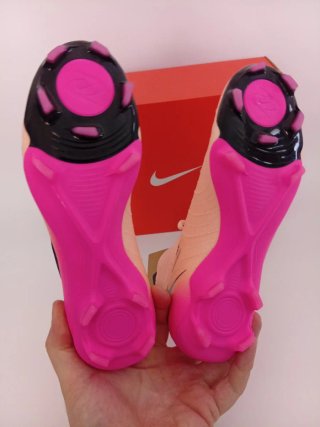Nike n.36 Phantom Luna II Pro FG Scarpe Calcio