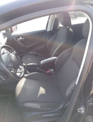 95693 consola central 9672829777 peugeot 208