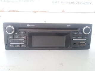 SISTEMA AUDIO / RADIO CD DACIA SANDERO Básico