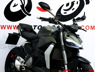 DUCATI STREETFIGHTER V2