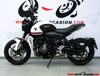 TRIUMPH TRIDENT 660 ¿A2?