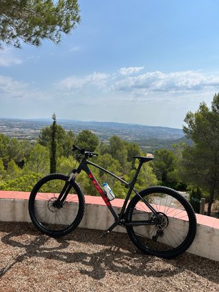 Trek Marlin 5 2025