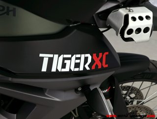 TRIUMPH TIGER 800 XC -A2-