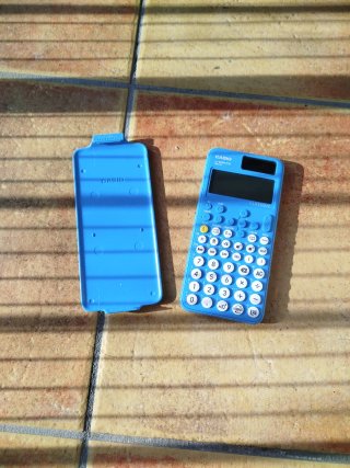 Calculadora Científica Casio fx-82SP CW