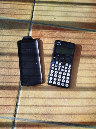 Calculadora Científica Casio fx-82SP CW