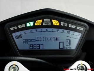 DUCATI HYPERMOTARD 939