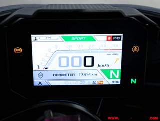 APRILIA RSV4