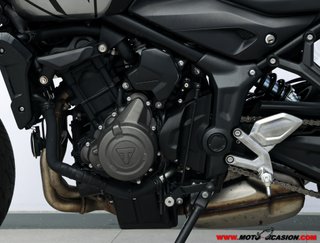 TRIUMPH TRIDENT 660 ¿A2?