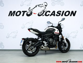 TRIUMPH TRIDENT 660 ¿A2?