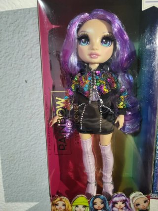 Muñeca Rainbow High Violet Willow