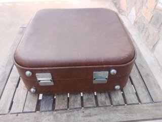 Maleta de mano pequeña vintage