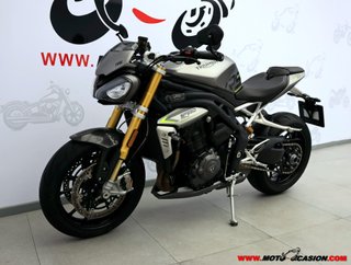 TRIUMPH SPEED TRIPLE 1200 RS