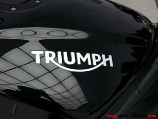TRIUMPH SPEED TRIPLE 1200 RS
