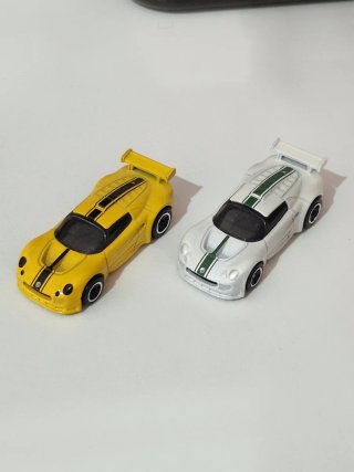 Hot Wheels 2 Coches Deportivos