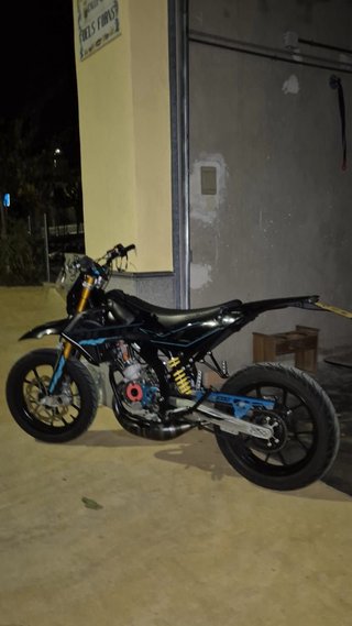 Ciclomotor Rieju MRT Negro/Azul