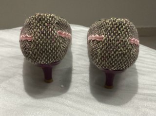 Tres modelos de zapatos con tacón 37/38