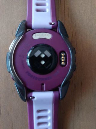 Reloj Garmin Forerunner 165 Music AMOLED