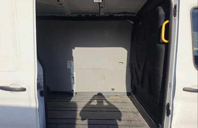 Ford Transit 350 96kW L3H2 Van Trend FWD