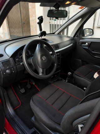 Opel Meriva 2004