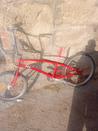 Bicicleta BMX Roja