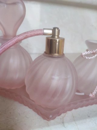 Juego tocador antiguo cristal rosado