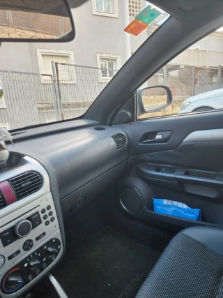 Opel Tigra 2006