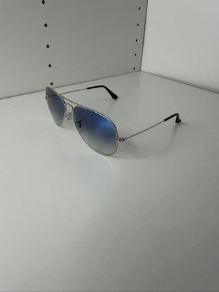 Ray-Ban Aviator Occhiali da Sole Blu Argento
