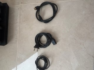 PS4 1TB + 3 Juegos