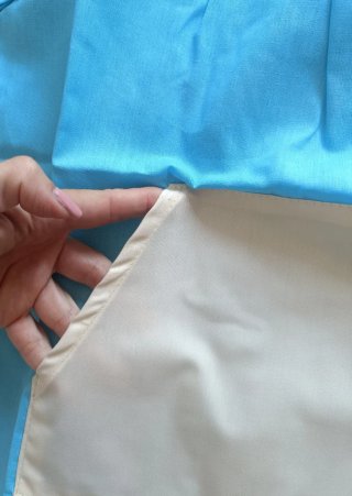 Bata colegio azul talla 2