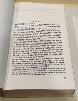 Diccionario para un macuto · García Serrano