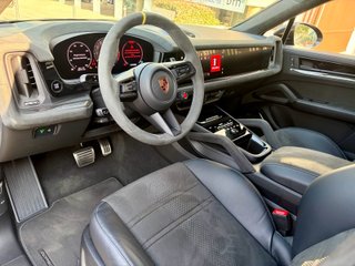 Porsche Cayenne Coupé Turbo E-Hybrid