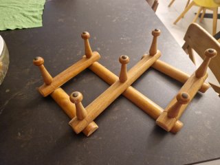 Perchero de madera plegable