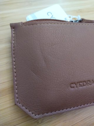 Cartera CYEDRA de piel marrón