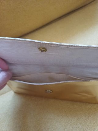 Pochette vintage dorata