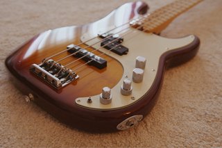 Fender American Elite Precision Bass