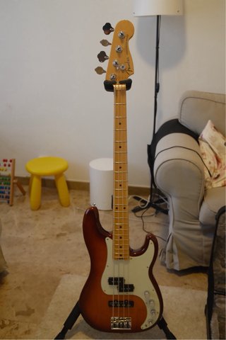 Fender Precision Bass American Elite