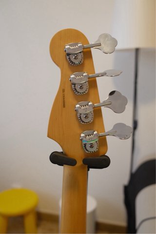 Fender Precision Bass American Elite