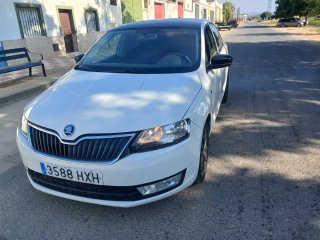 Skoda Rapid 2015